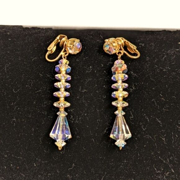 Vintage 60's Aurora Borealis Crystal Dangle Earrings - Picture 5 of 13
